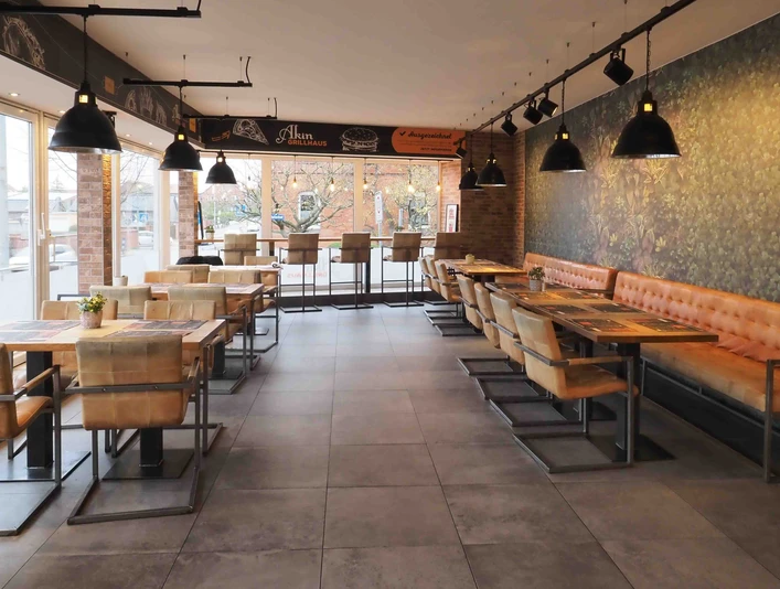 Eetkamer Akin Grillhaus