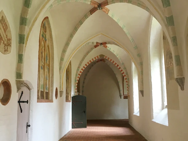 Dom_Kreuzgang_Roemer_032023.jpg