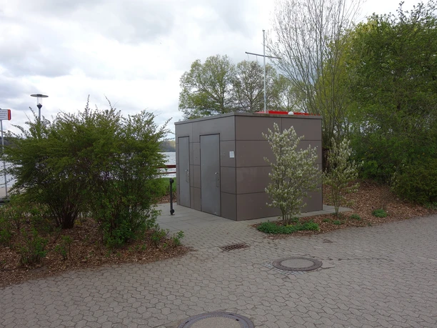 Aqua Siwa 2.JPG Öffentliche Toilette