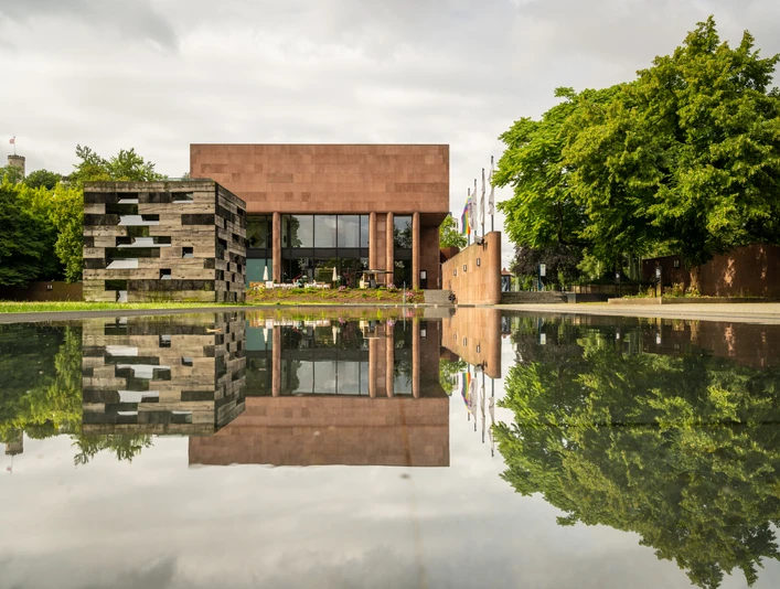 Bielefeld-Skulpturenpark Kunsthalle-Teutoburger-Wald-Tourismus-D-Ketz-028-CC-BY-SA.jpg Bielefeld - Skulpturenpark Kunsthalle