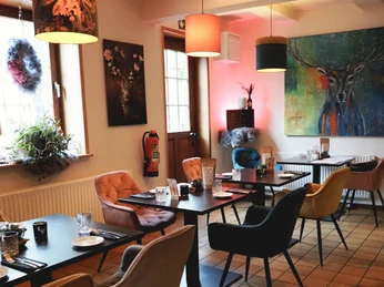 Platzhirsch Restaurant Gastraum