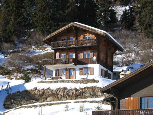 Freistehendes Chalet/unverbaute Aussicht