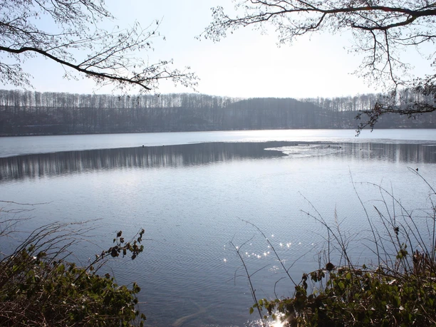 Ein Maar.... oder doch Kratersee?