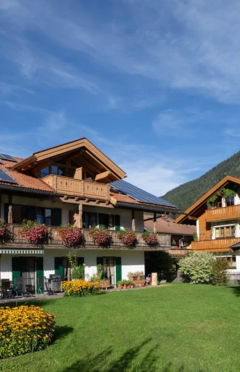 Haus Alois im Sommer