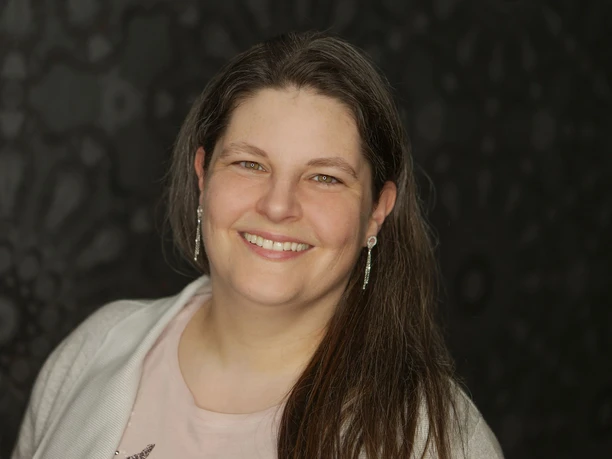 Nina Cremer_by Anja Estepp_2.jpg