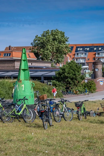 Fahrradtour-Juist.jpg Fahrradtour-Juist