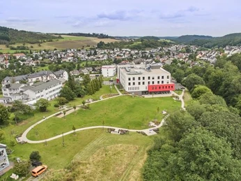 RZMH_Gebaeude_aussen_DJI_0529 (005).jpg 1.jpg