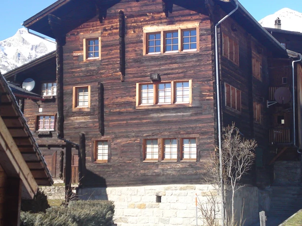 Aussenansicht Sommer.png