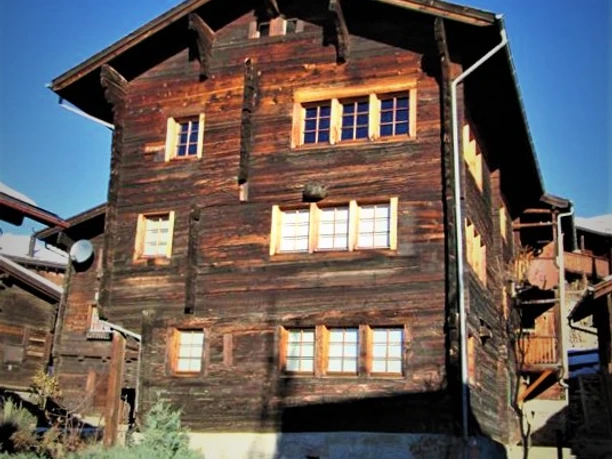 Aussenansicht Winter.jpg