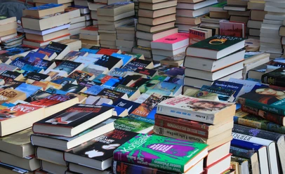Bücher auf dem Flohmarkt