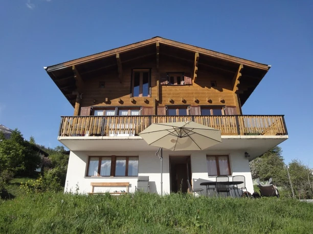 Aussen Sommer.jpg