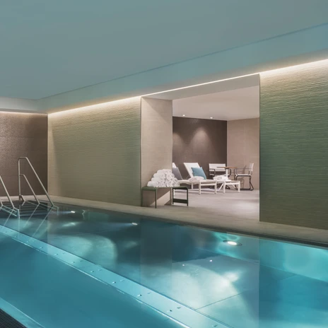 Pool im Tagungshotel Adina Apartment Hotel Leipzig| Leipzig Convention Bureau Pool im Tagungshotel Adina Apartment Hotel Leipzig – präsentiert vom Leipzig Convention Bureau