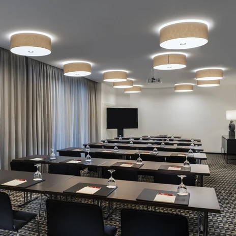 Paulinum and Albertina meeting rooms with parliamentary seating at the conference hotel Adina Apartment Hotel Leipzig | Leipzig Convention Bureau