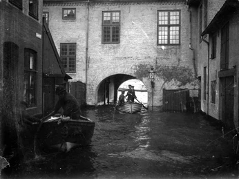 Kompagnietor zur Sturmflut am 31.12.1904