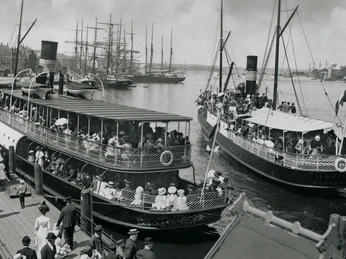 Dampfschiffe Ernst Günter und Habicht 1913