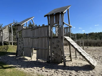 Spielplatz am Sandwall Klettergerüst