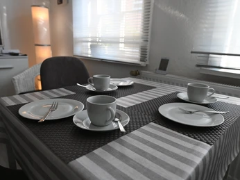 gedeckter EsstischSet dining table