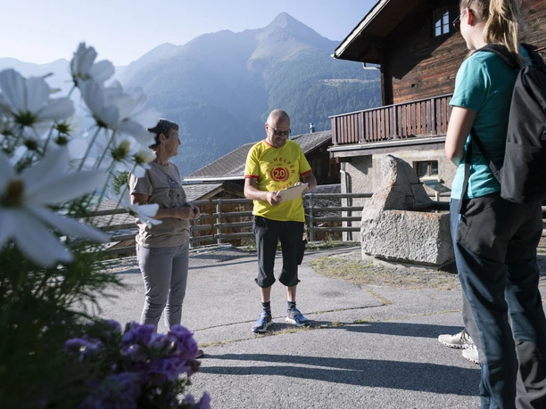 Dorfführung Betten-Dorf mit Edelbert Mattig, Aletsch Arena