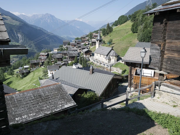 Dorfführung Betten-Dorf mit Edelbert Mattig, Aletsch Arena Dorfführung Betten-Dorf mit Edelbert Mattig, Aletsch Arena