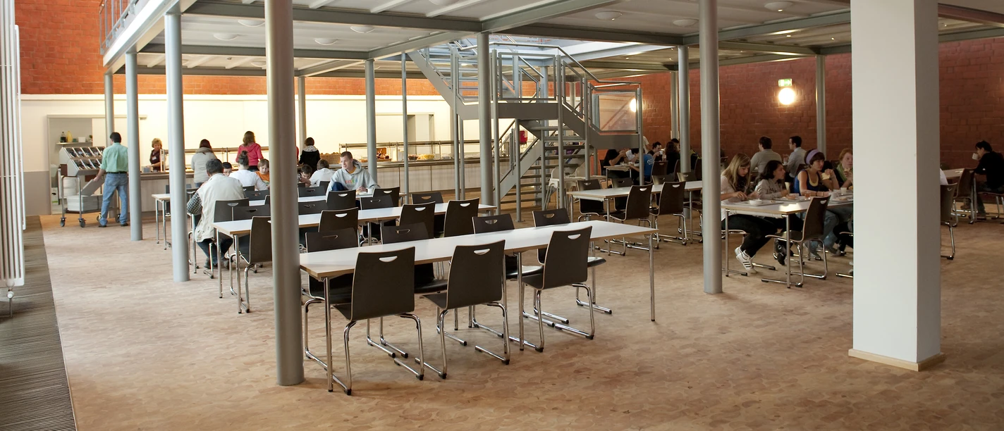 jugendherberge-wolfsburg-speisesaal