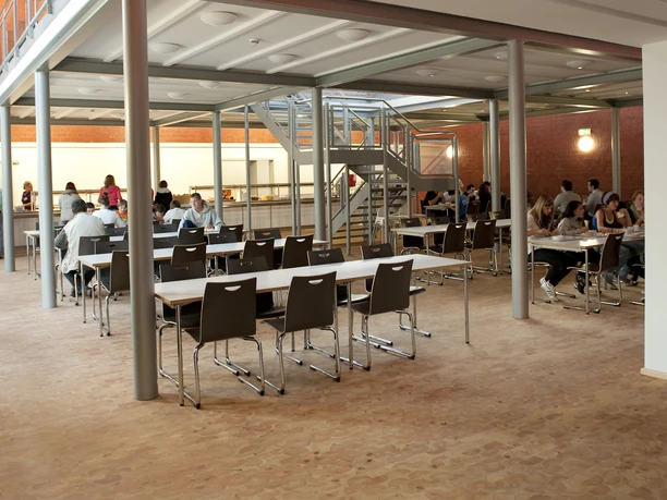 jugendherberge-wolfsburg-speisesaal