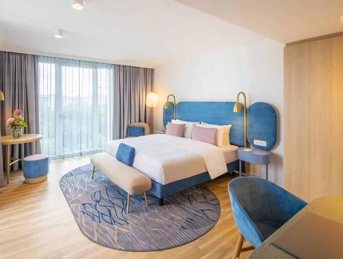 Studio King Zimmer im Tagungshotel Capri by Fraser Leipzig | Leipzig Convention Bureau Studio King Zimmer im Tagungshotel Capri by Fraser Leipzig – präsentiert vom Leipzig Convention BureauStudio King Room at the conference hotel Capri by Fraser Leipzig