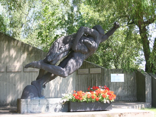 Mahn-_und_Gedenkstätte_WTG.jpg Mahn-_und_Gedenkstätte