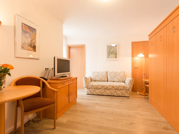 Ferienwohnung-Strandlaeufer-Haus-Bracht-Juist.jpg Ferienwohnung-Strandlaeufer-Haus-Bracht-Juist