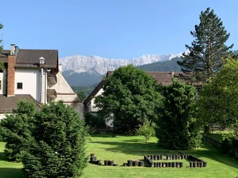 A96F12D7-3F84-459F-AB86-F707A118DA8A