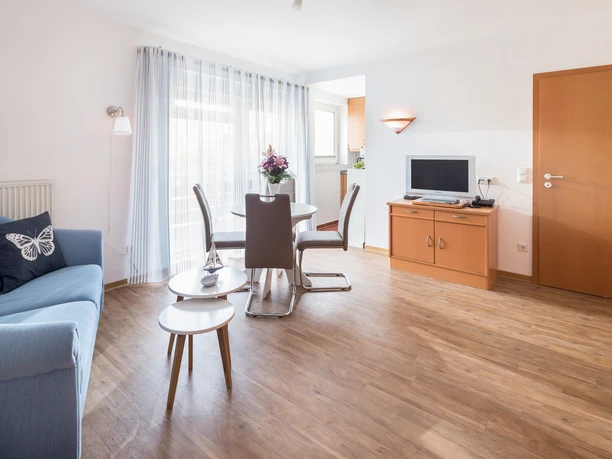 Ferienwohnung-Meeresrauschen-1-Haus-Bracht-Juist.jpg Ferienwohnung-Meeresrauschen-1-Haus-Bracht-Juist