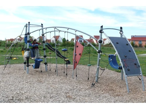 spielplatz-lueckenweg-bleckenweg-in-celle_1357730727109.jpg