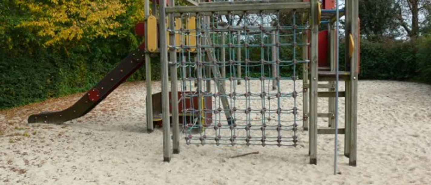 spielplatz-heinrich-huener-strasse-in-celle_1371712581940.jpg