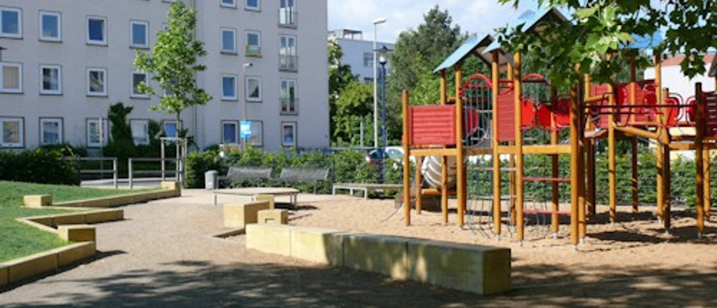 spielplatz-heeseplatz-in-celle_1357726068133.jpg