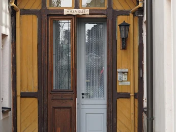Eingang zur "Villa Else"