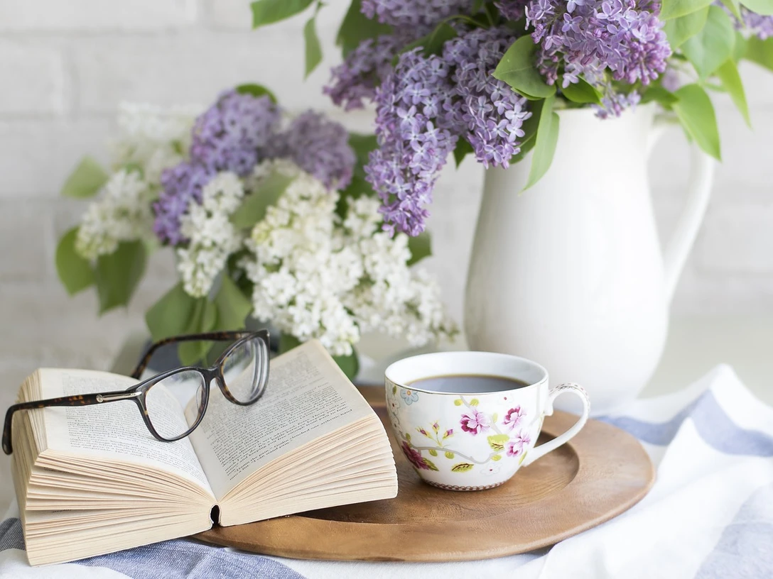 Buch ©Sofia Iivarinen auf Pixabay