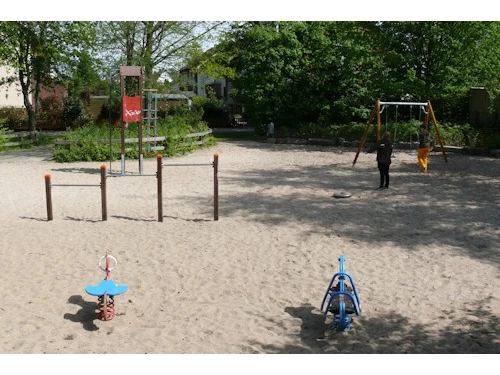 spielplatz-landstallmeisterring-in-celle_1357895915546.jpg