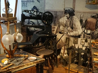 peine-kreismuseum-schusterwerkstatt-beate-ziehres-zeitorte.jpg