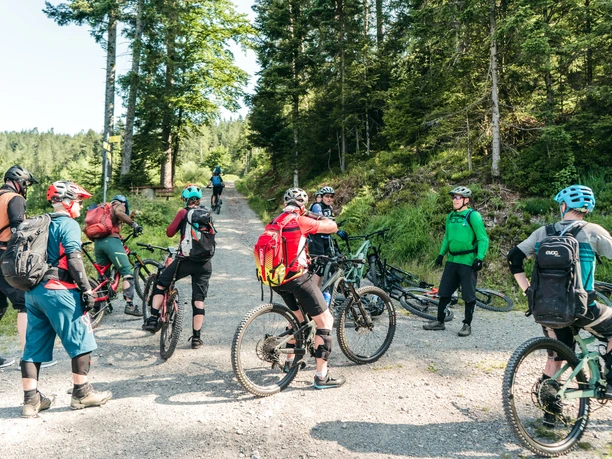 Gefuehrte MTB-Touren Baiersbronn Trail-Genusscamp Gruppe Gefuehrte MTB-Touren Baiersbronn Trail-Genusscamp Gruppe