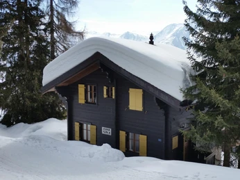 Chalet choucas Ansicht Nord im Winter