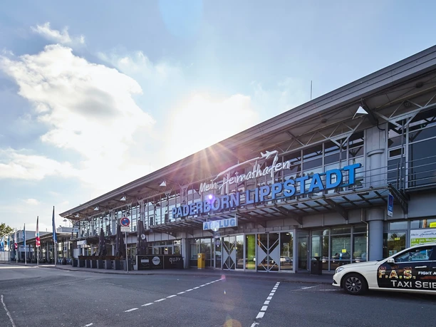 Airport PAD | Flughafen Paderborn-Lippstadt