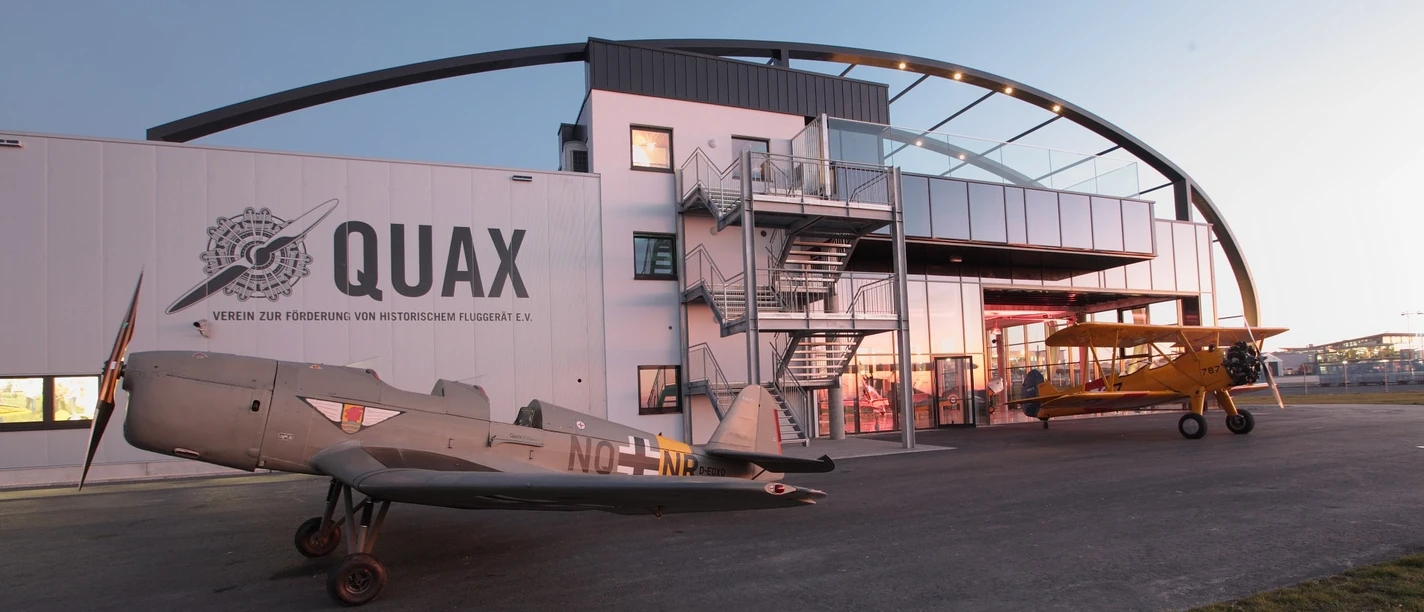 Airport PAD - Hangar | Flughafen Paderborn-Lippstadt Airport PAD - Hangar | Flughafen Paderborn-Lippstadt