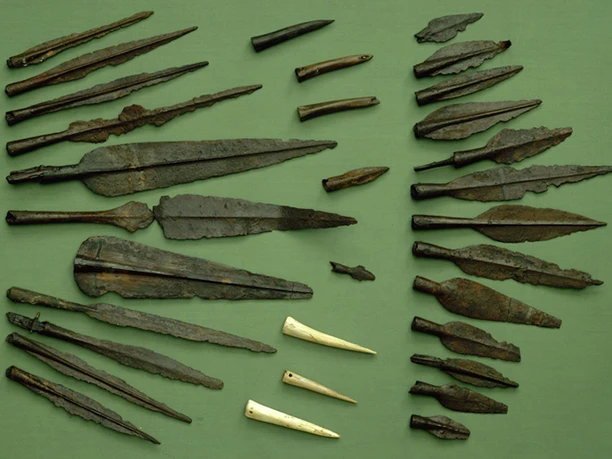 Hjortspringfund-spydspidser-Natmus
