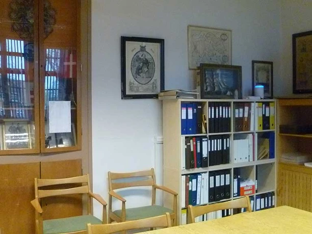 Holm-Lokalhistorisk-Arkiv_skab