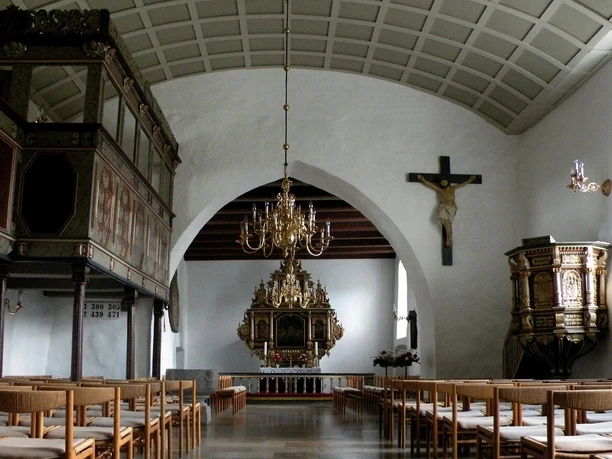 Gram Kirke - Tellusformat