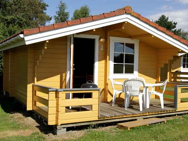 SønderbyStrandCamping-Sommergule-Hytter SønderbyStrandCamping-Sommergule-Hytter