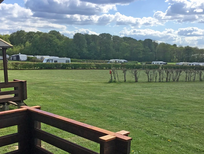 hytter-med-udsigt-hos-Hertugbyens-Camping