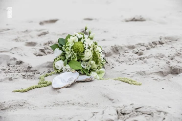 Hochzeitsblumen-Floristik-Juist.jpg Hochzeitsblumen-Floristik-Juist