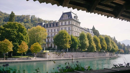 kunstmuseum-thun-aareseite-sommer.jpg