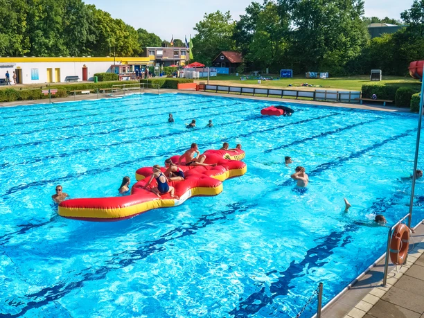 20220905 Freibad Jever - R Ganske 077.jpg