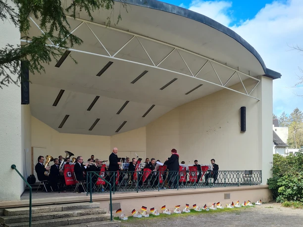 Gernsbach Osterhasensuchen Stadtkapelle